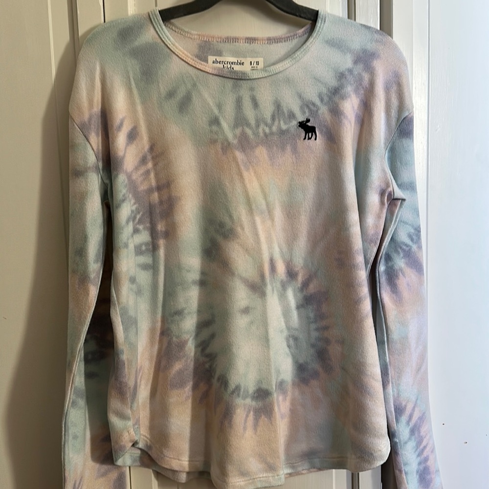 Like New! Abercrombie Kids, Youth Girls Long Sleeve